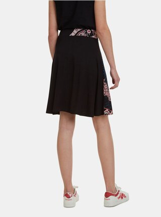 Čierna vzorovaná sukňa Desigual Nise