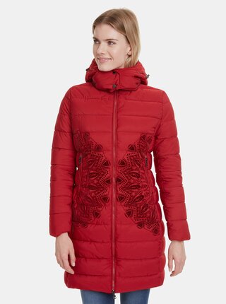 Červený zimný vzorovaný prešívaný kabát Desigual