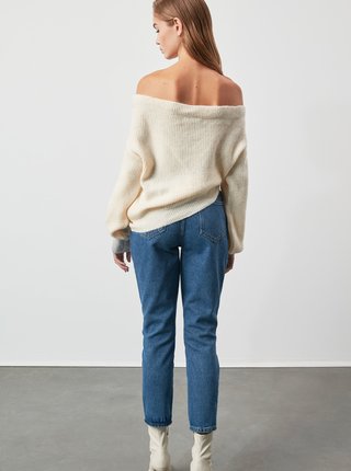 Krémový dámsky sveter s odhalenými ramenami Trendyol
