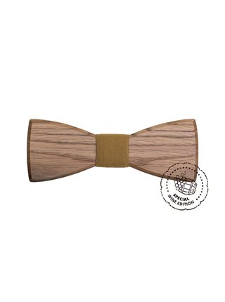 Hnědý dřevěný pánský motýlek BeWooden White Wine Bow Tie