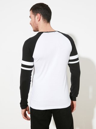 Čierno-biele pánske tričko Trendyol