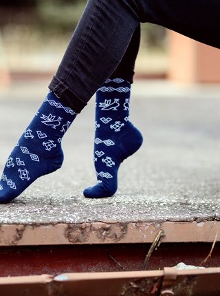 Tmavě modré vzorované ponožky Fusakle Modrotisk