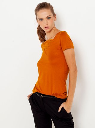 Oranžové tričko s krajkovou vsadkou CAMAIEU