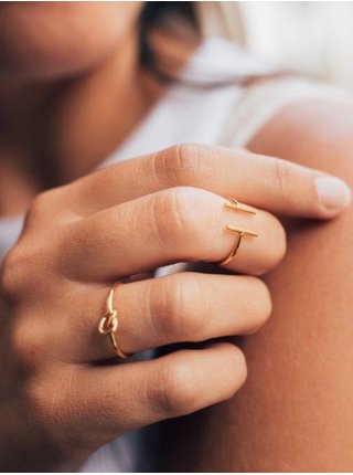 Prsten ve zlaté barvě  Millner  