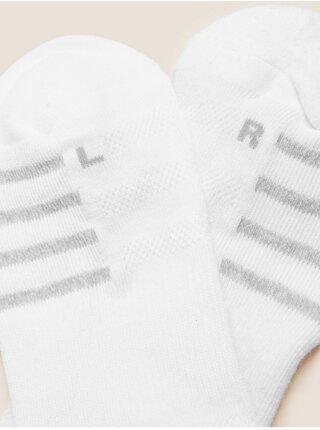 5 párů sportovní ponožek Freshfeet™ s šikmými pruhy a vysokým podílem bavlny Marks & Spencer bílá
