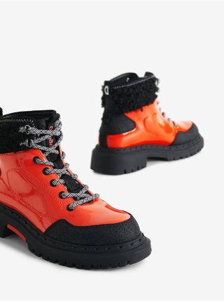 Čierno-oranžové dámske členkové topánky Desigual Trekking White