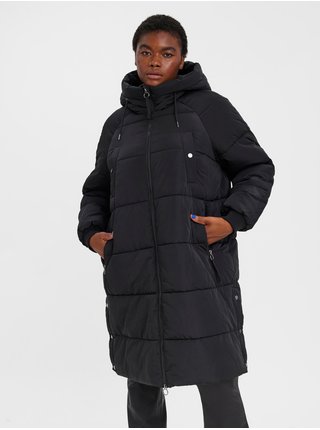 Černý prošívaný zimní kabát s kapucí VERO MODA CURVE Aura