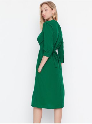 Zelené šaty Trendyol