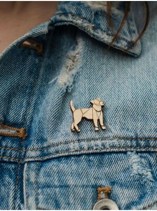 Dřevěná brož ve tvaru psa BeWooden Walking Lightdog 