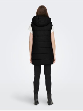 Černá prošívaná vesta s kapucí a povrchovou úpravou ONLY Anja