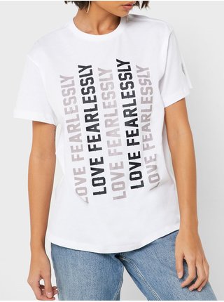 Converse biele tričko s nápismi