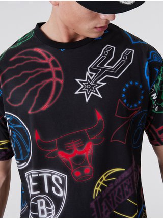 Čierne pánske vzorované tričko New Era NBA