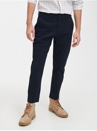 Nohavice modern slim cropped khakis in GapFlex Modrá