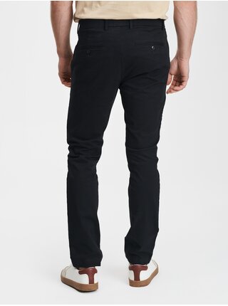 Nohavice modern khakis in skinny fit with GapFlex Čierna