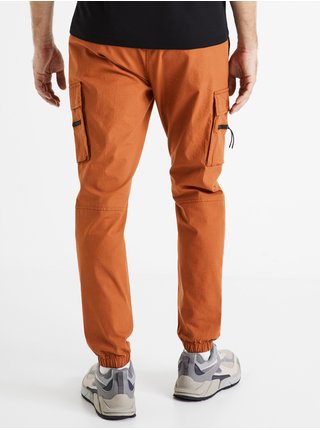 Voľnočasové nohavice pre mužov Celio - tehlová