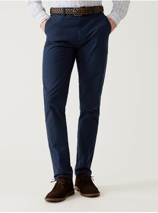 Tmavě modré pánské slim fit chino kalhoty s páskem Marks & Spencer 