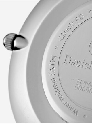 Dámske hodinky v striebornej farbe Daniel Wellington Petite Sterling
