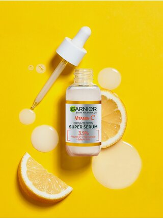 Sada denního a nočního pleťového séra Garnier Skin Naturals Vitamin C (2x30 ml)