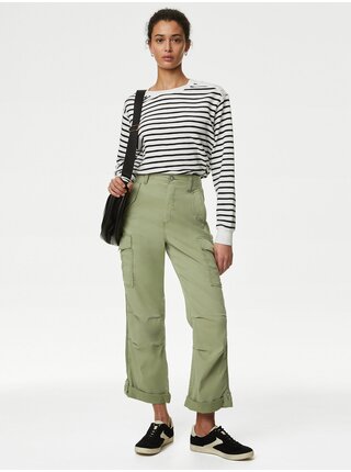 Zelené dámské kapsáčové zkrácené kalhoty Marks & Spencer  