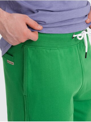 Zelené pánske teplákové kraťasy Ombre Clothing