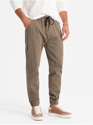 Pánské pletené tepláky se záhyby tmavě hnědé Ombre Clothing