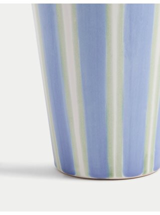 Keramická vroubkovaná váza s proužky Marks & Spencer modrá