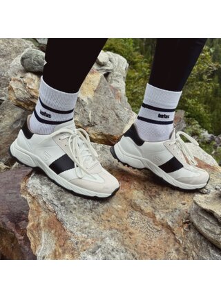 Botas Nordic Shadow - Dámské kožené outdoorové tenisky / botasky bílo-černé česká výroba ze Zlína